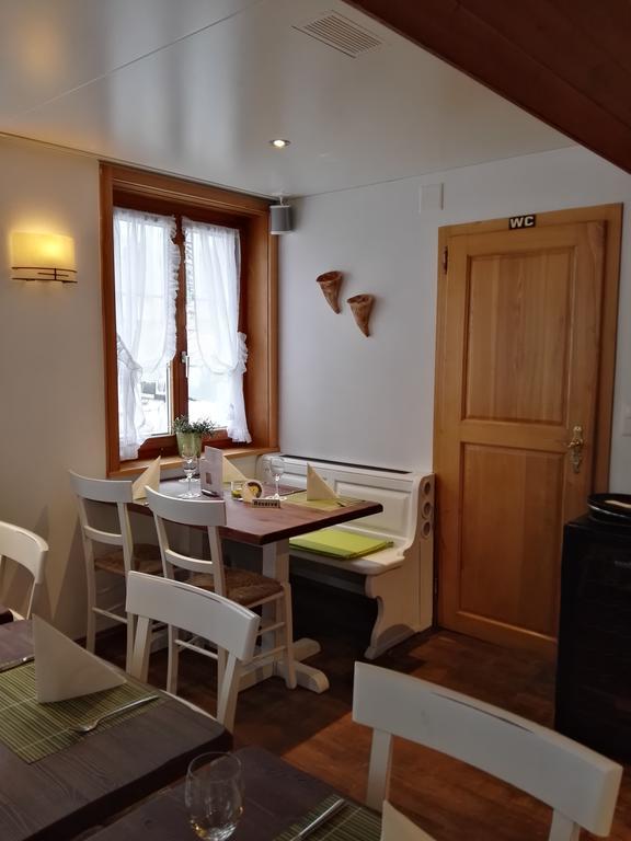 Pizzeria-Pension Gambrinus Walzenhausen Eksteriør bilde
